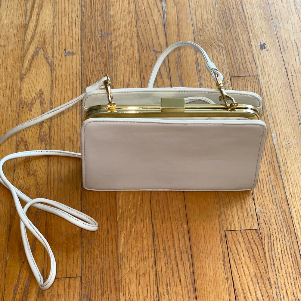 Vintage Preston & York Leather Crossbody Purse Off White with attached Mirror - Picture 10 of 13